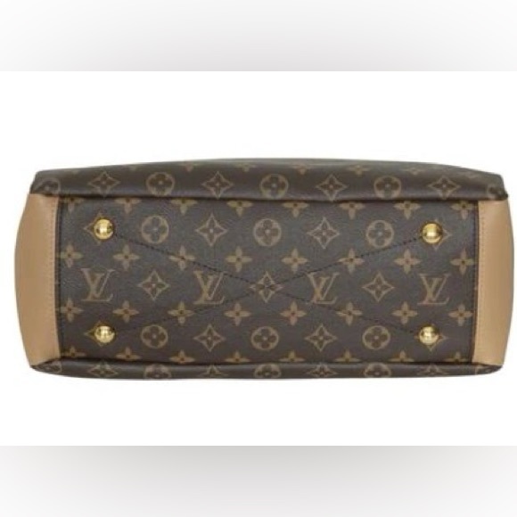 LV Louis Vuitton Monogram Pallas MM bag in caffe latte MINT CONDITION - Picture 12 of 13
